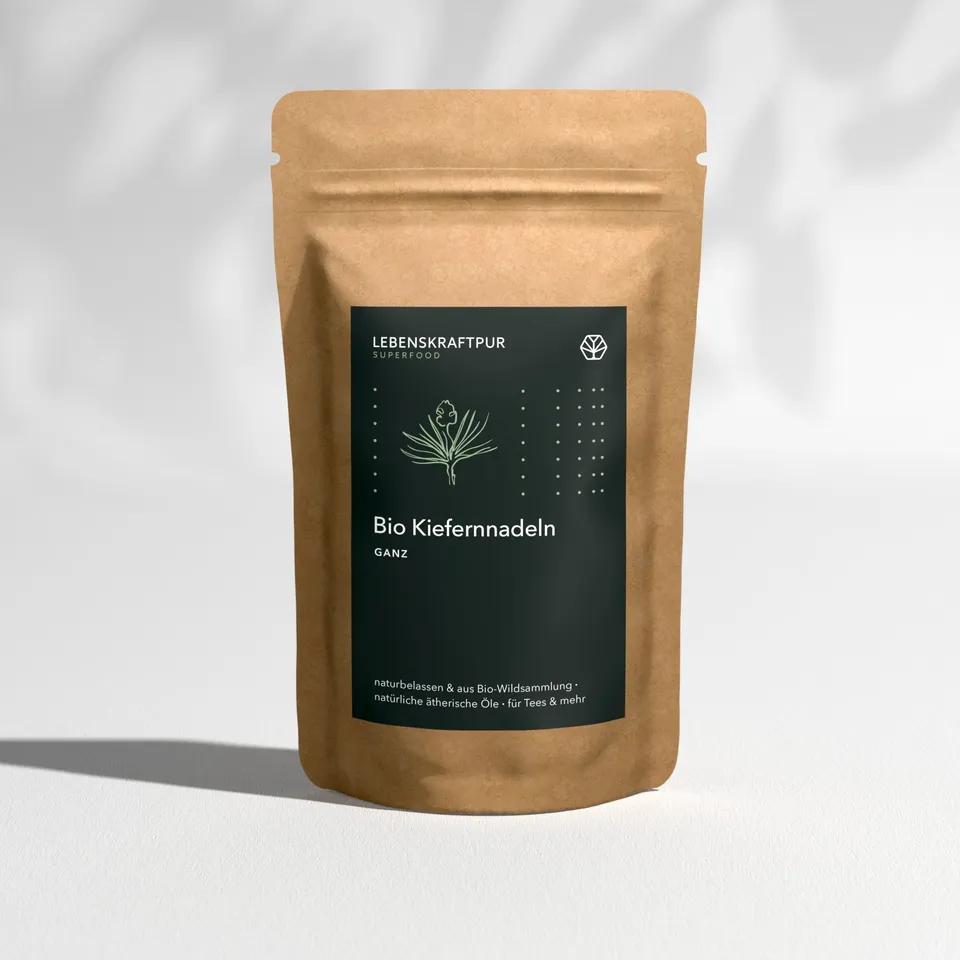 LebenskraftPur Superfood Bio Kiefernnadeln Ganz Tee 150 g waldig